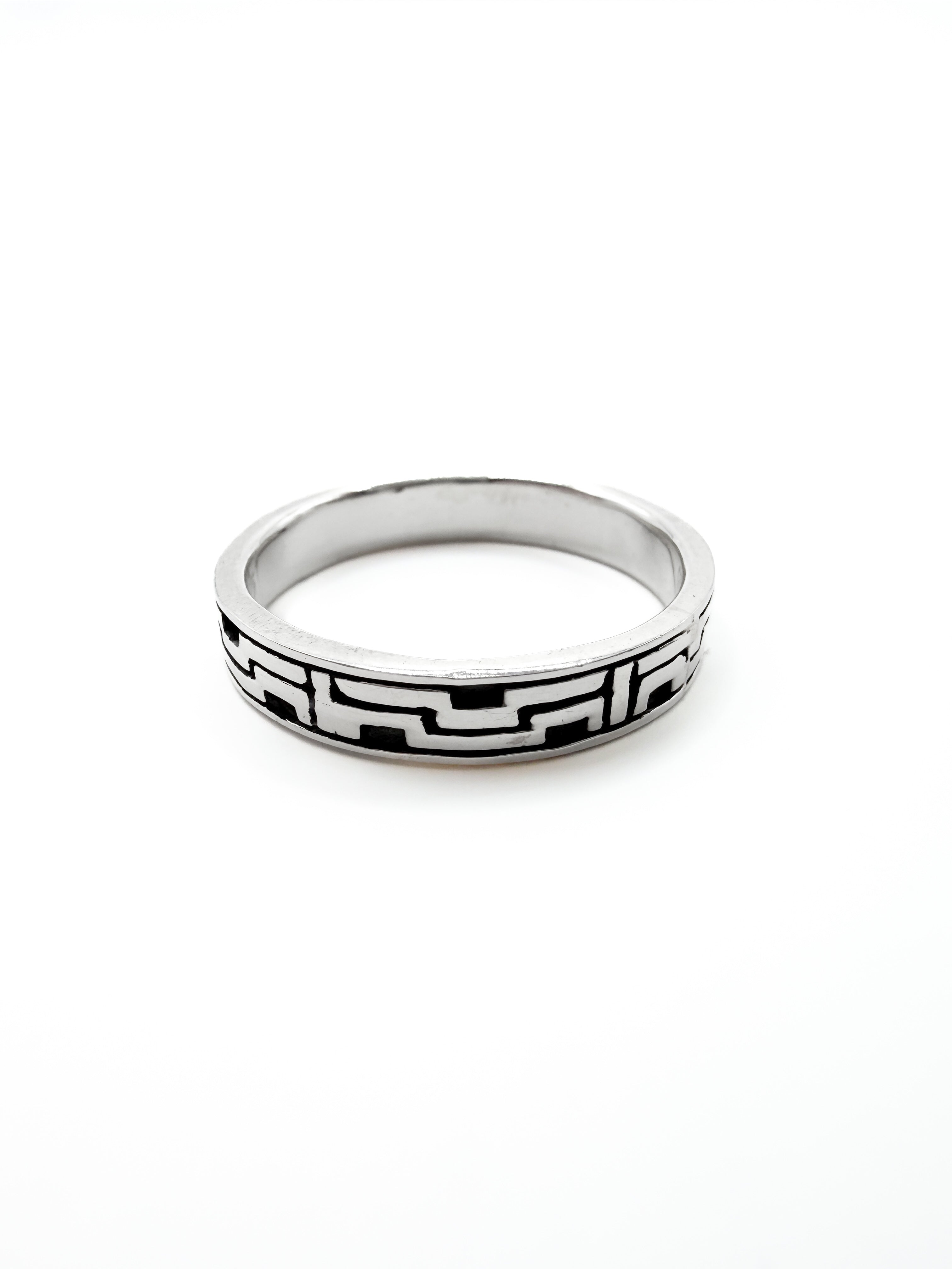 Sterling Silver Labyrinth Ring 10.5"