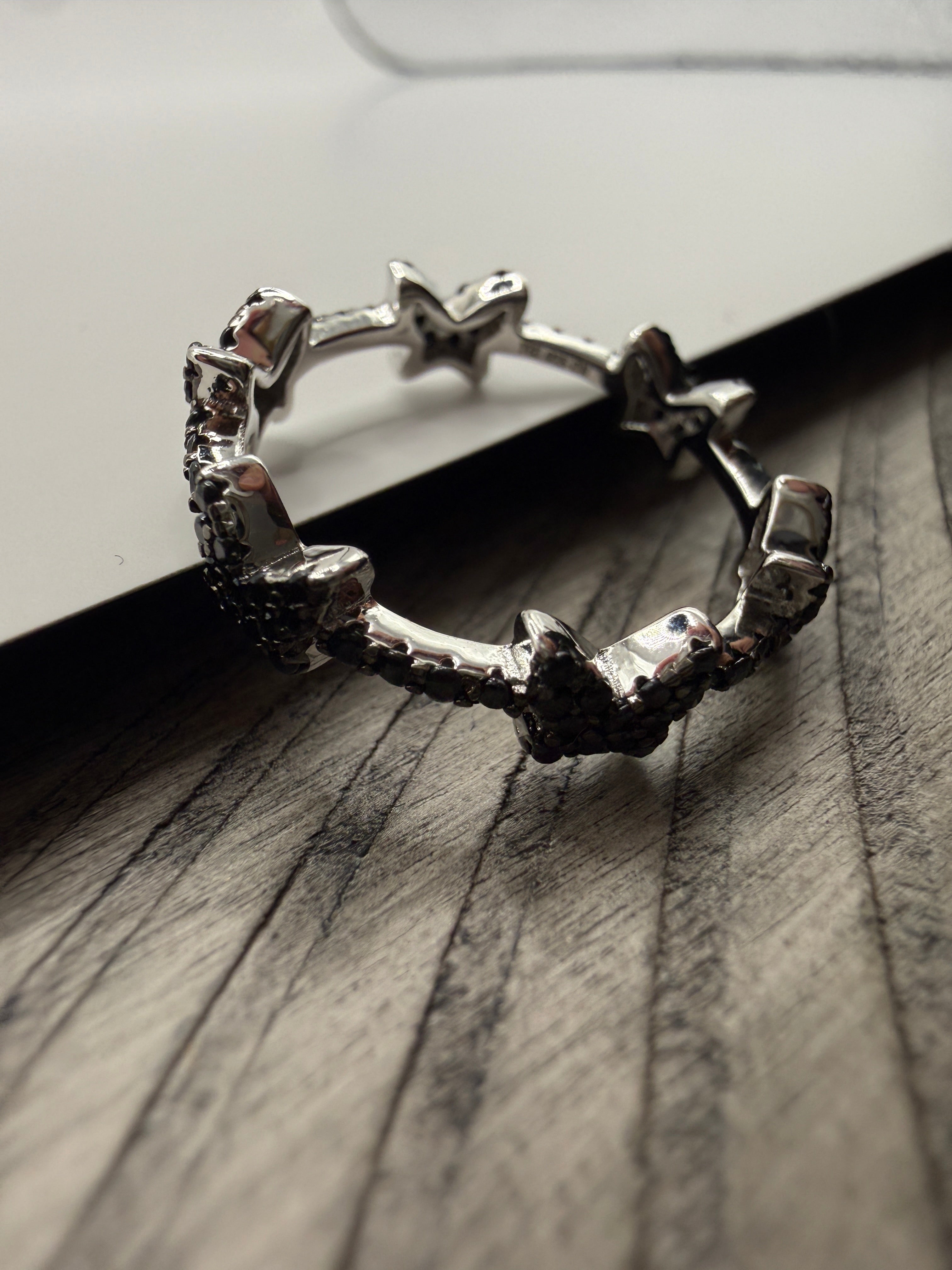 Noir Butterfly Ring 7"