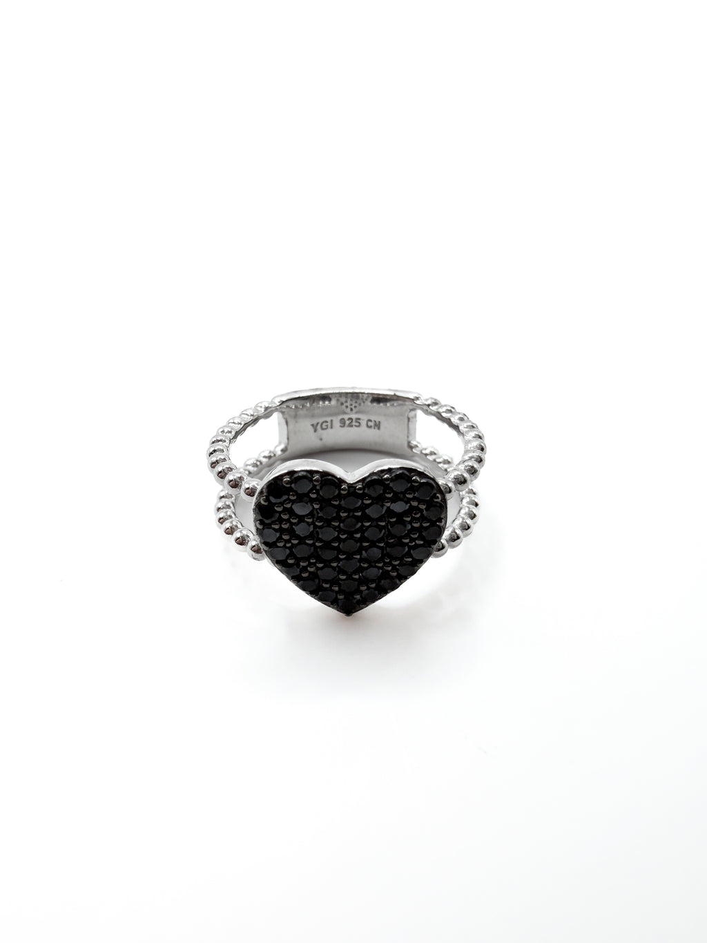 Noir Heart Ring 6.5"