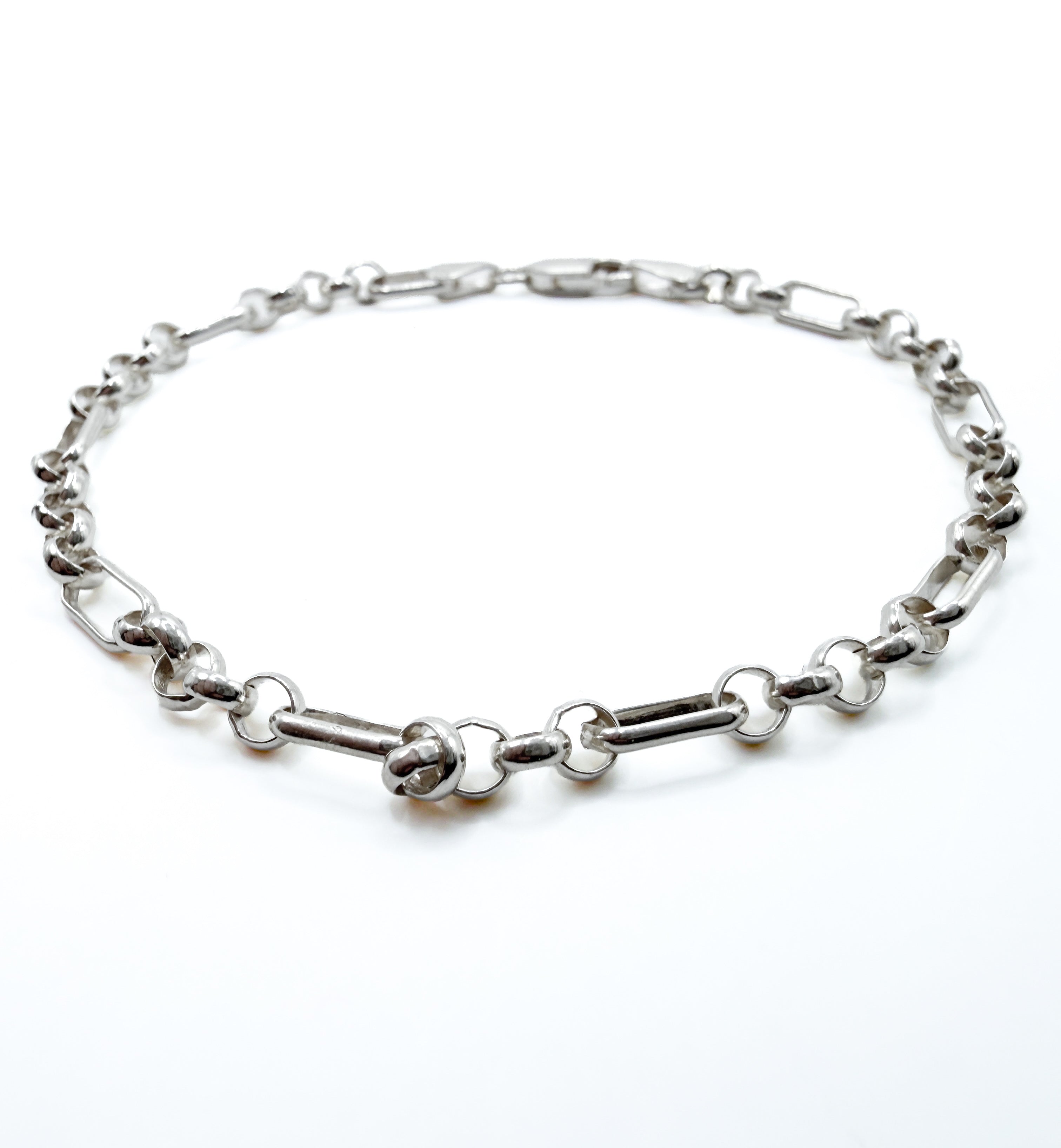 Vector Bracelet 6"