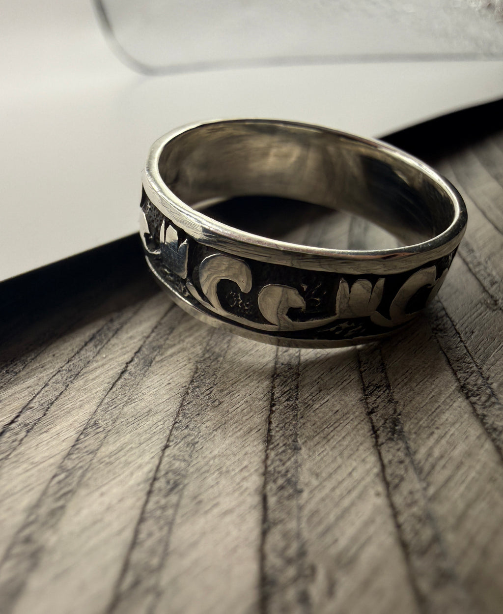 Sterling Silver Scroll Band Ring 11"