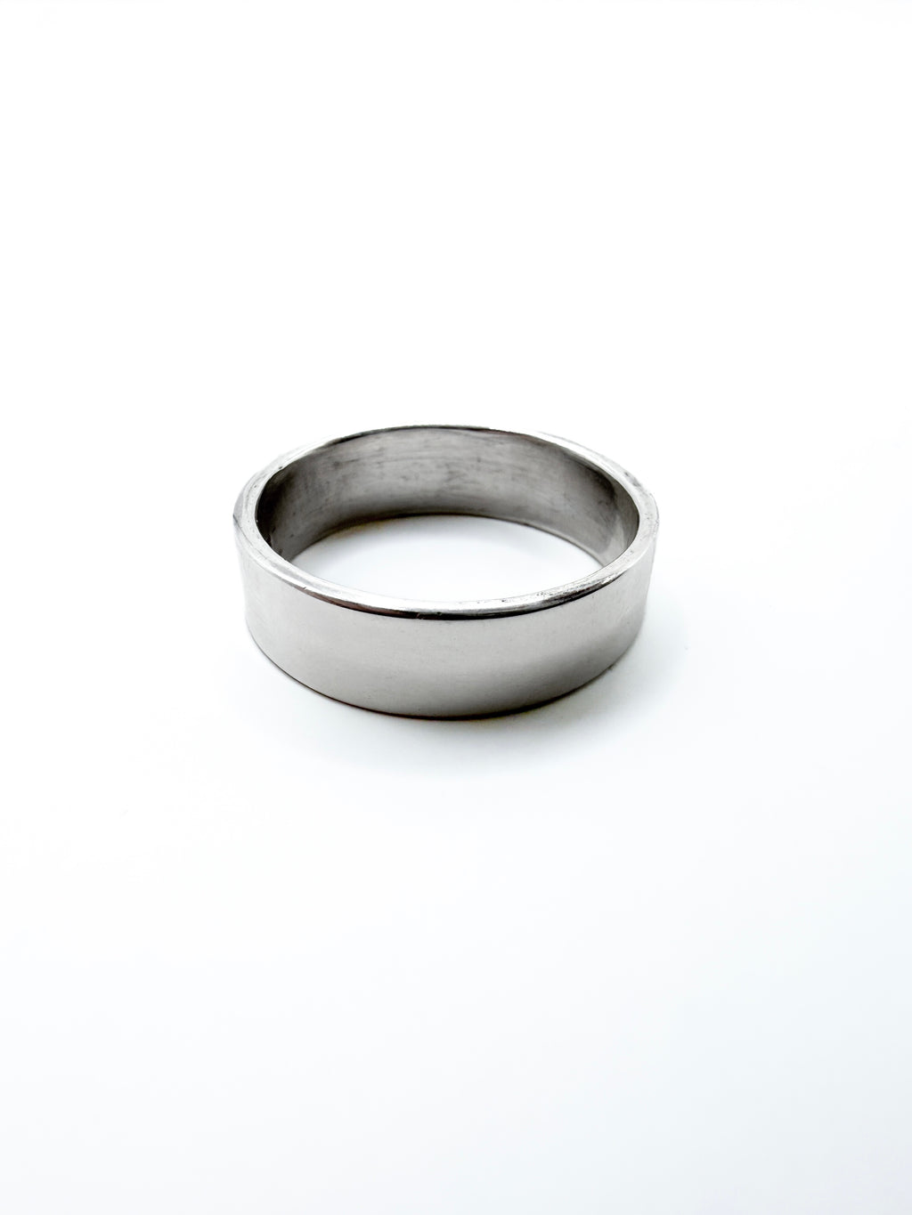 LUZ Core Band Ring 10.75"